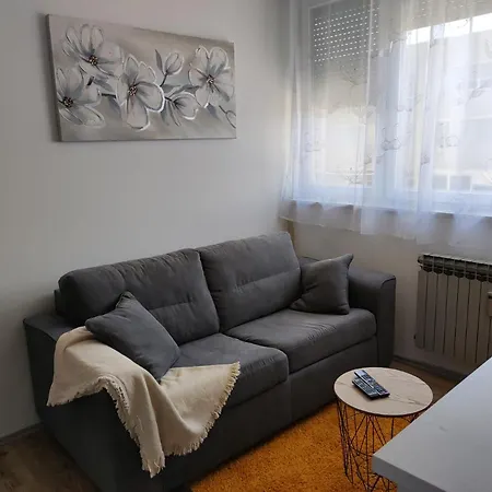 Apartman Emy Karlovac Exterior foto