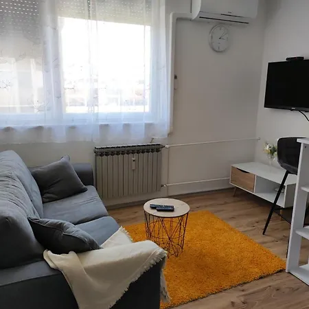 Apartman Emy Karlovac Exterior foto
