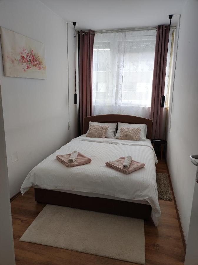Emy Apartment *